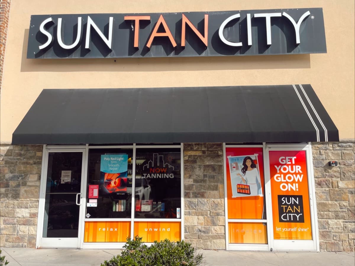 Sun Tan City Fountain City storefront